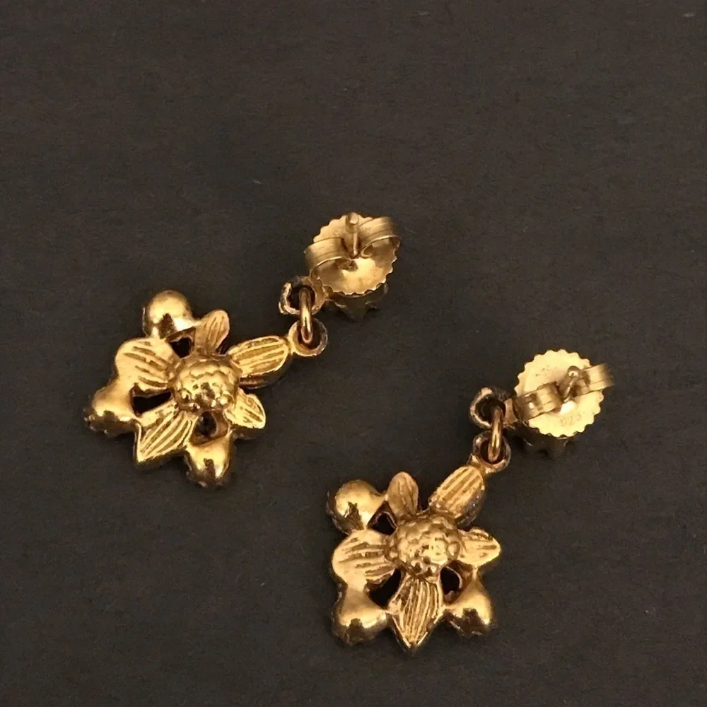 Vintage pink 🌸 earrings